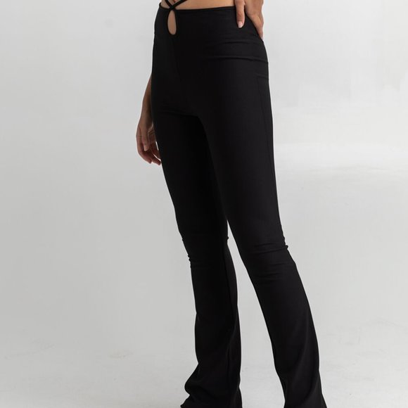 WEST OF MELROSE Sexy Black Tie Waist Pants Baby Flares - Medium - Picture 2 of 12